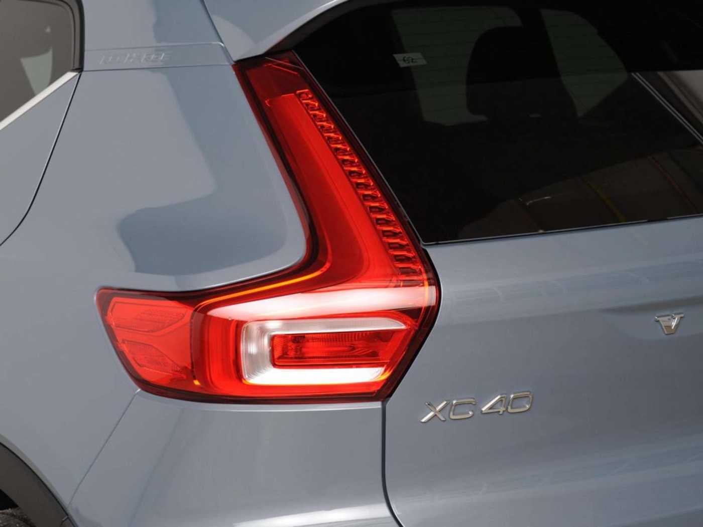 Volvo  T4 Recharge DKG Inscription Expression *AHK*